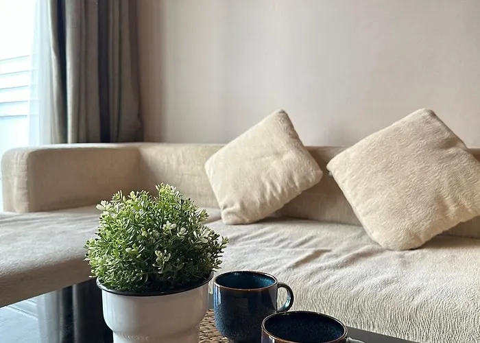 Appartamento Condo, 3-min Walk To Bts, Sky Pool, Gym, Wifi, Self Check-in At Pickup Point Bangkok