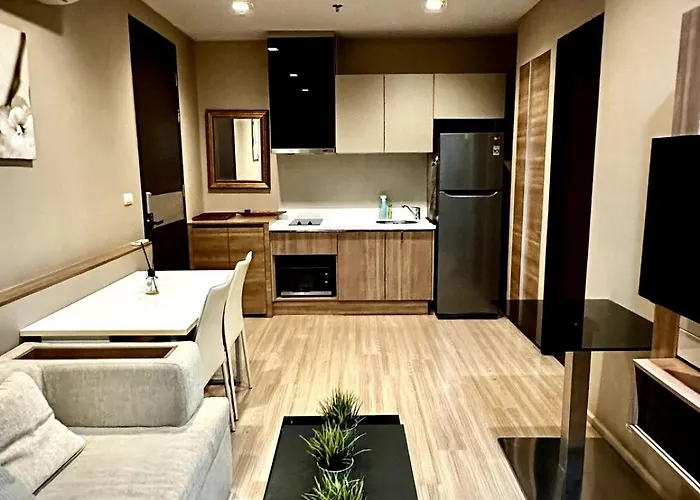 Appartamento Condo, 3-min Walk To Bts, Sky Pool, Gym, Wifi, Self Check-in At Pickup Point *