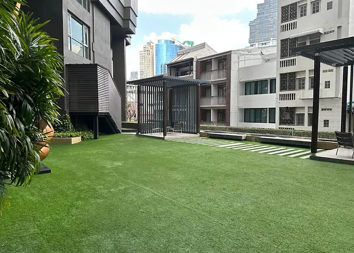 Condo, 3-min Walk To Bts, Sky Pool, Gym, Wifi, Self Check-in At Pickup Point Appartamento