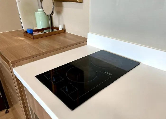 Appartamento Condo, 3-min Walk To Bts, Sky Pool, Gym, Wifi, Self Check-in At Pickup Point Bangkok